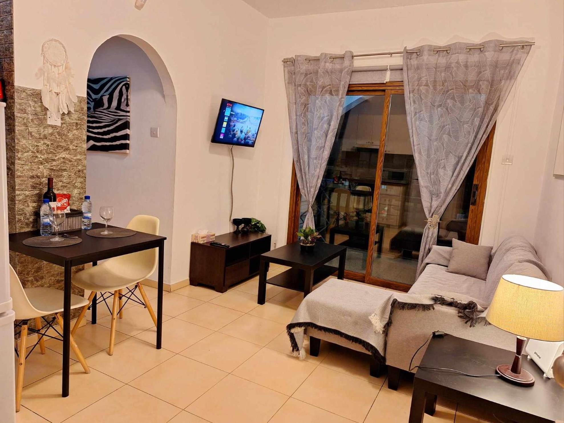 Kato Paphos Apt 400M To The Beach Exteriör bild