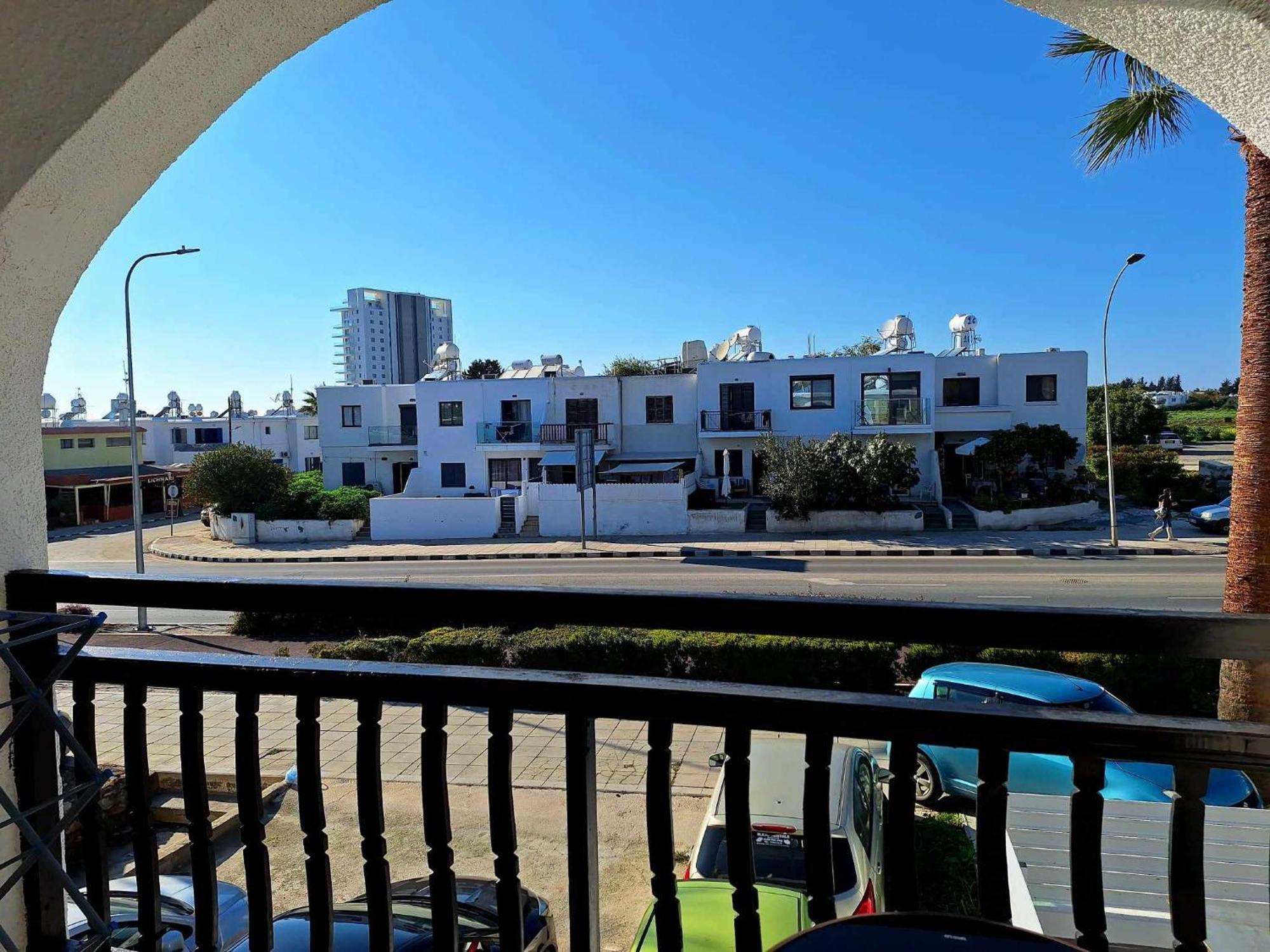 Kato Paphos Apt 400M To The Beach Rum bild
