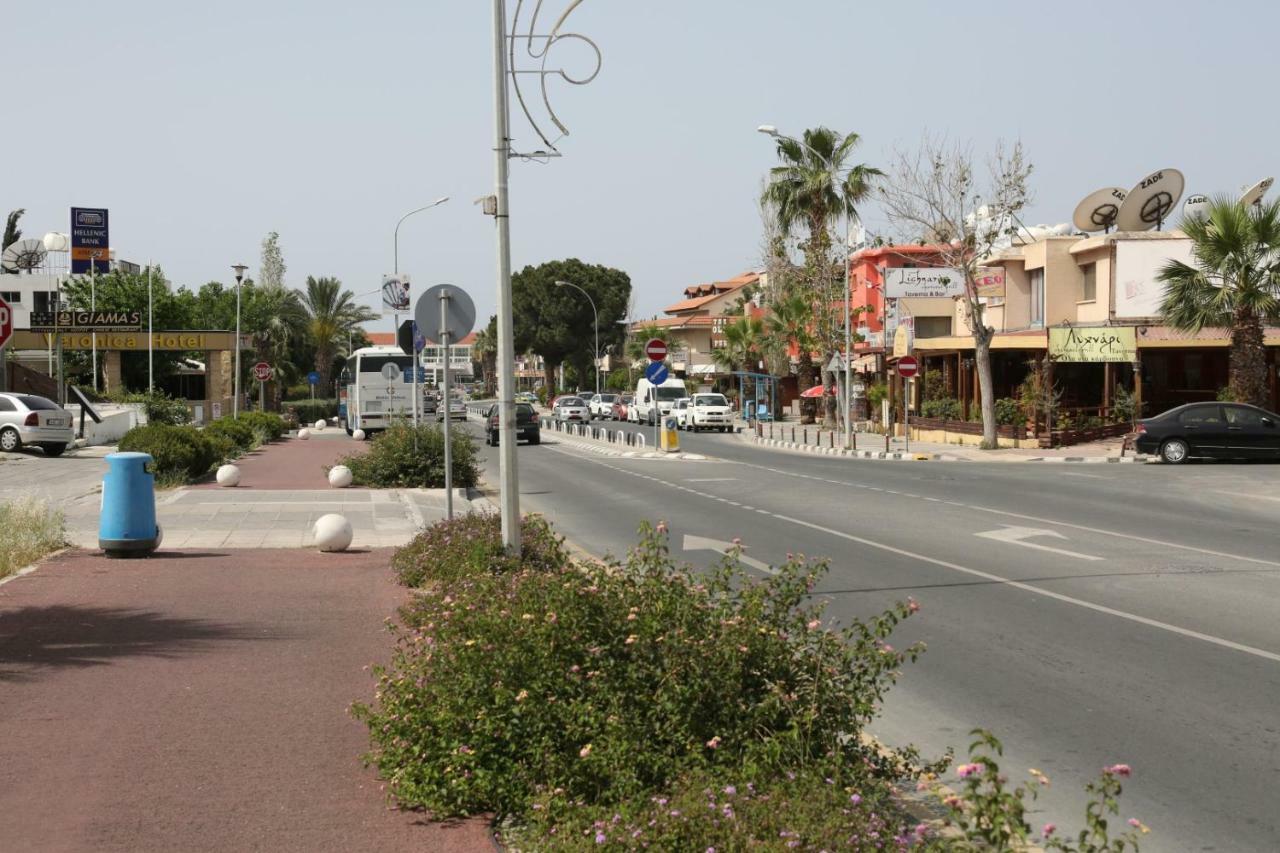 Kato Paphos Apt 400M To The Beach Exteriör bild